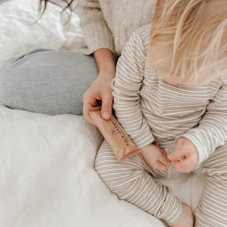Lila Jasmine - Lactation Bars - Apricot + Chocolate
