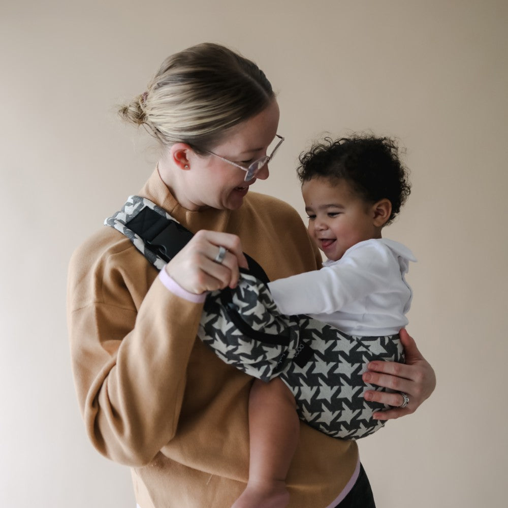 Boba Buddy Toddler Hip Carrier - Grey Houndstooth
