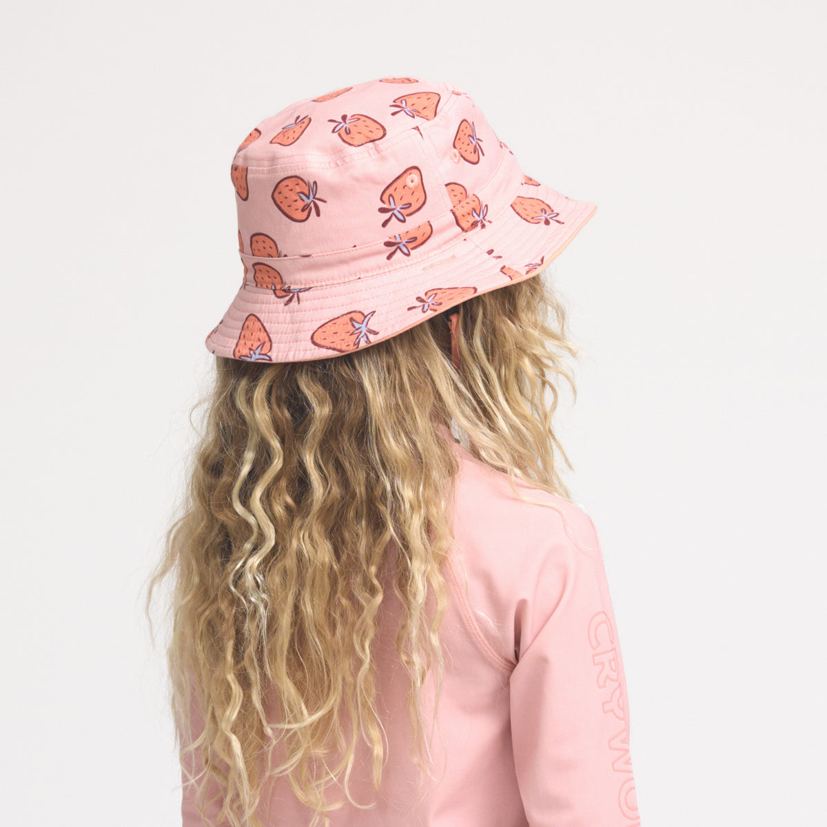 Crywolf - Reversible Bucket Hat - Strawberry Splash