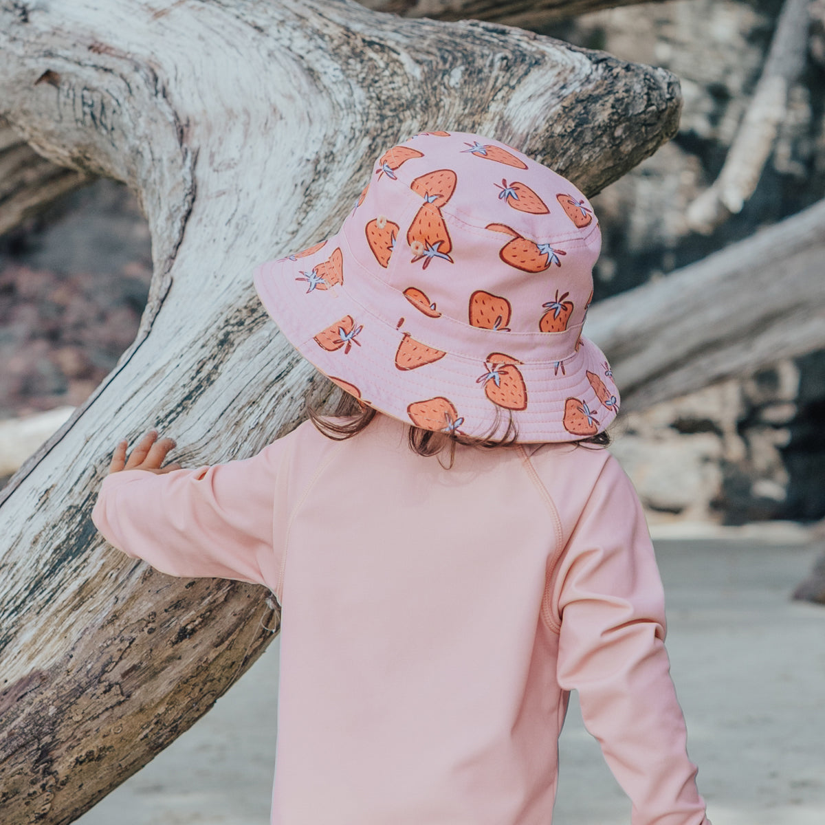Crywolf - Reversible Bucket Hat - Strawberry Splash