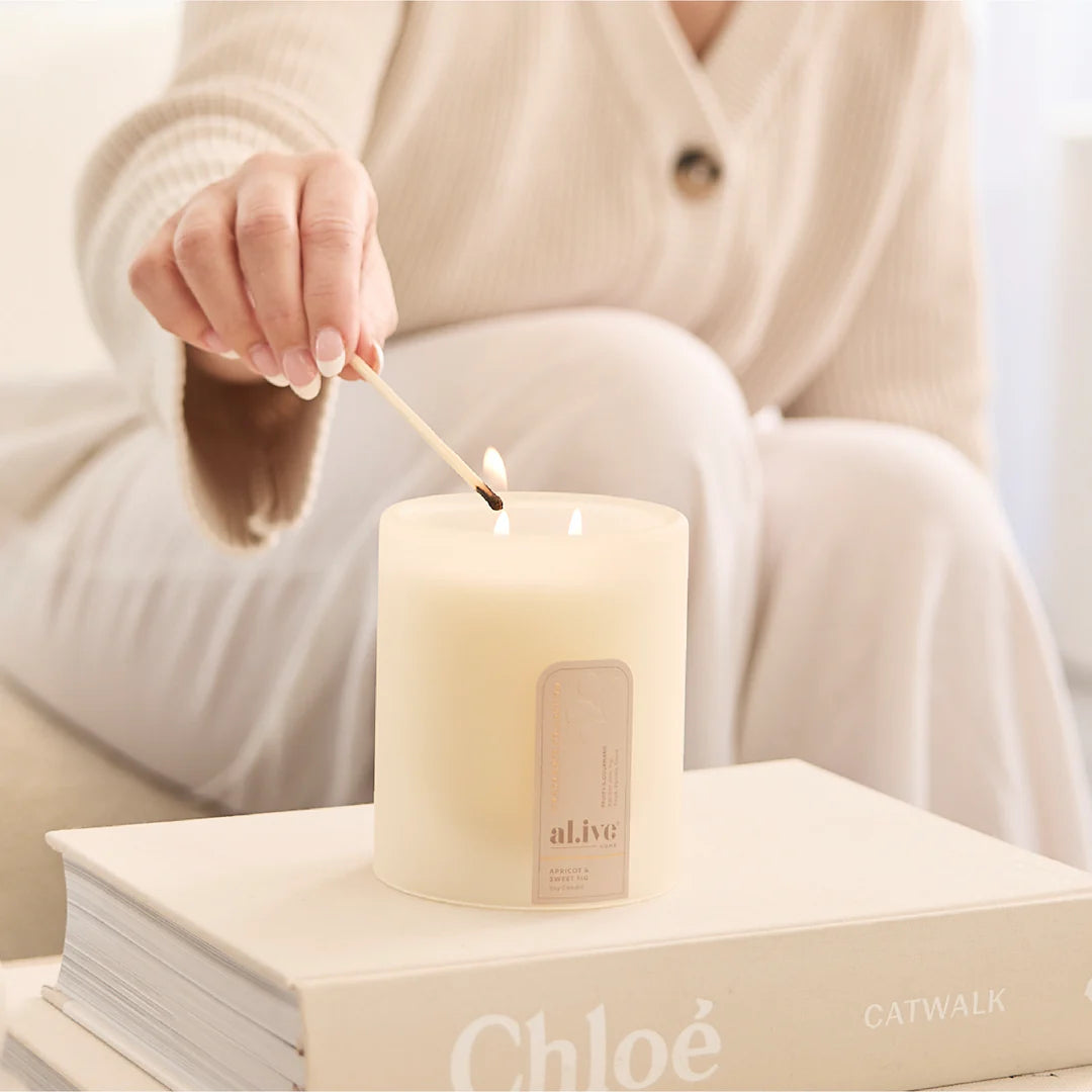 Al.ive - Soy Candle - Apricot + Sweet Fig