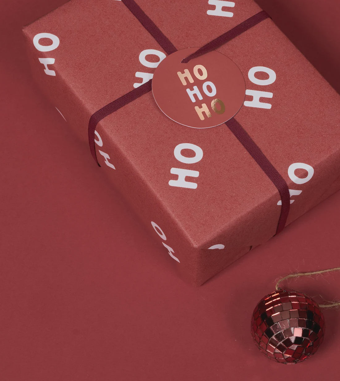 MadePaper - Wrapping Paper - Ho Ho Ho