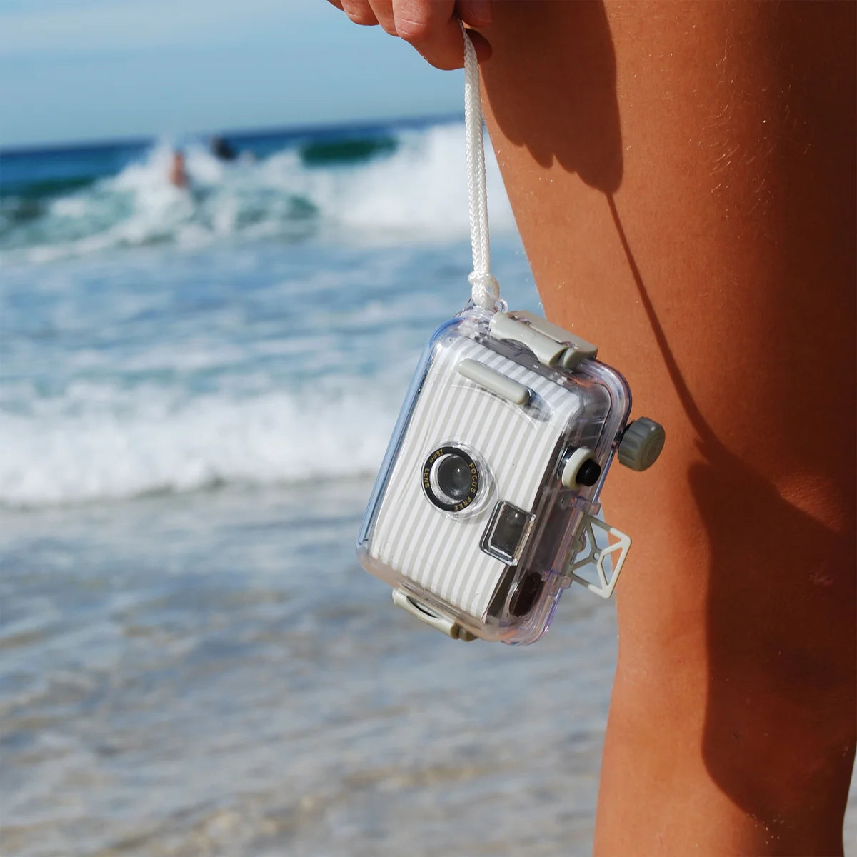 Sunnylife - Underwater Camera - Seagrass Stripe