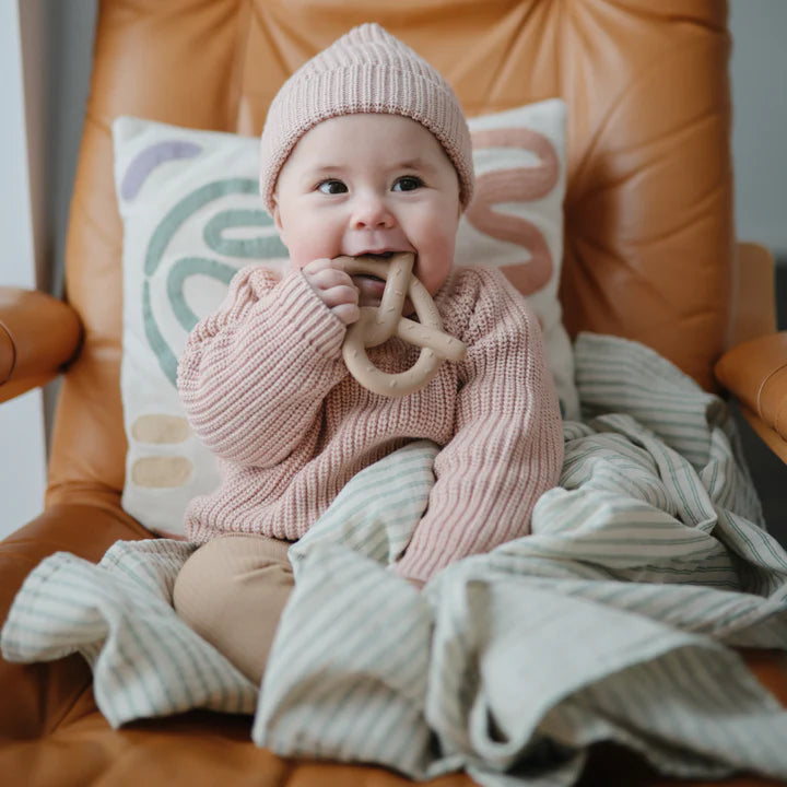 Mushie - Pretzel Teether - Natural