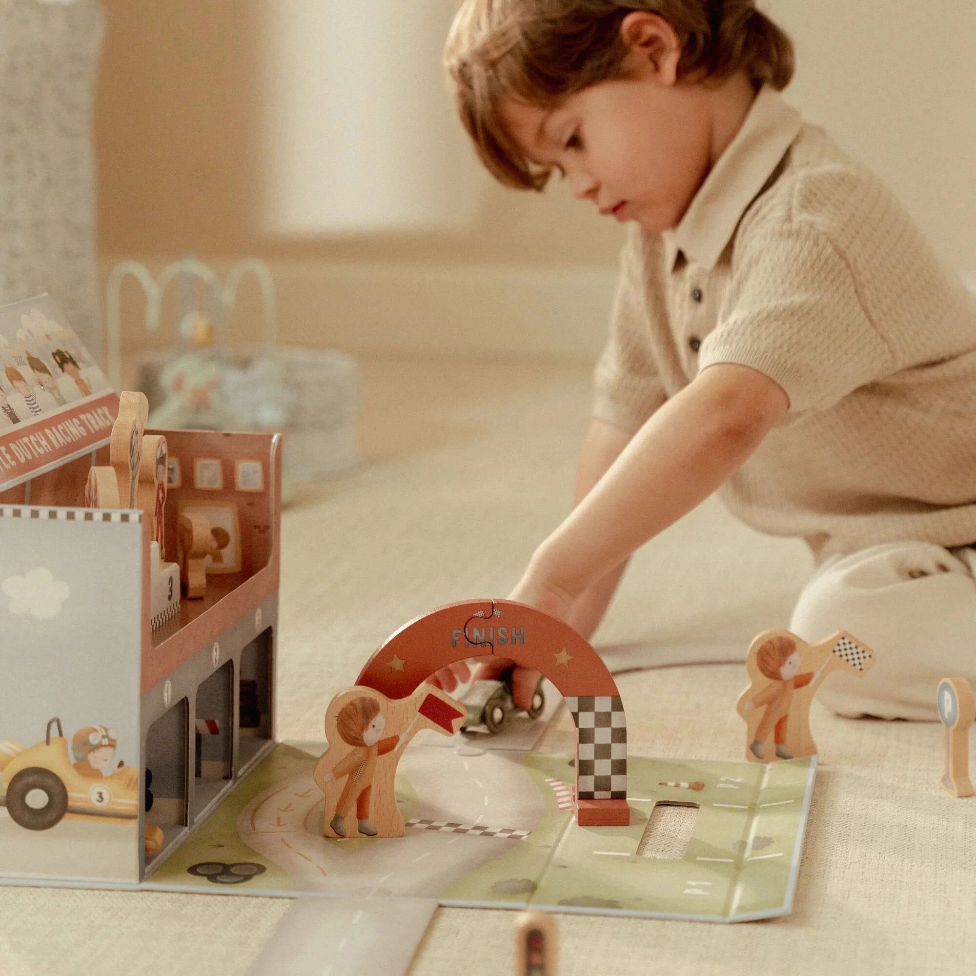 Wooden Play Case Racetrack
