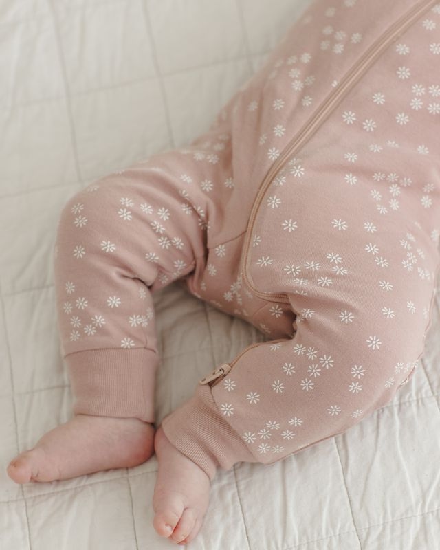 Quincy Mae - Zip Long Sleeve Sleeper - Mauve Daisy