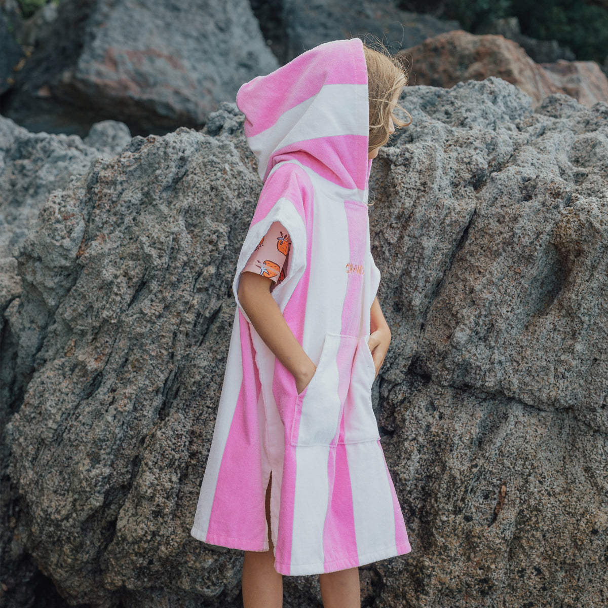 Crywolf - Hooded Towel - Candy Stripe
