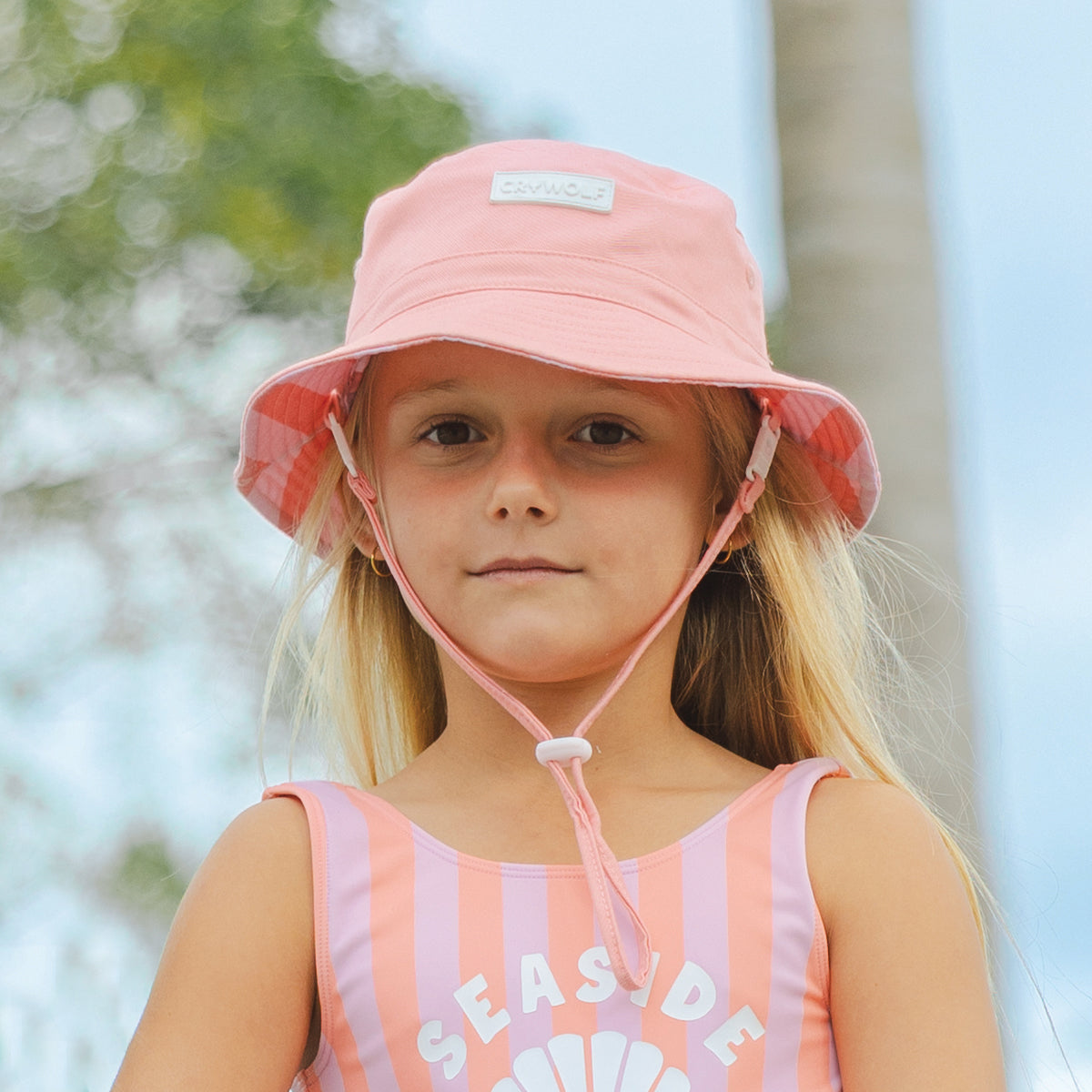 Crywolf - Reversible Bucket Hat - Flamingo Stripe