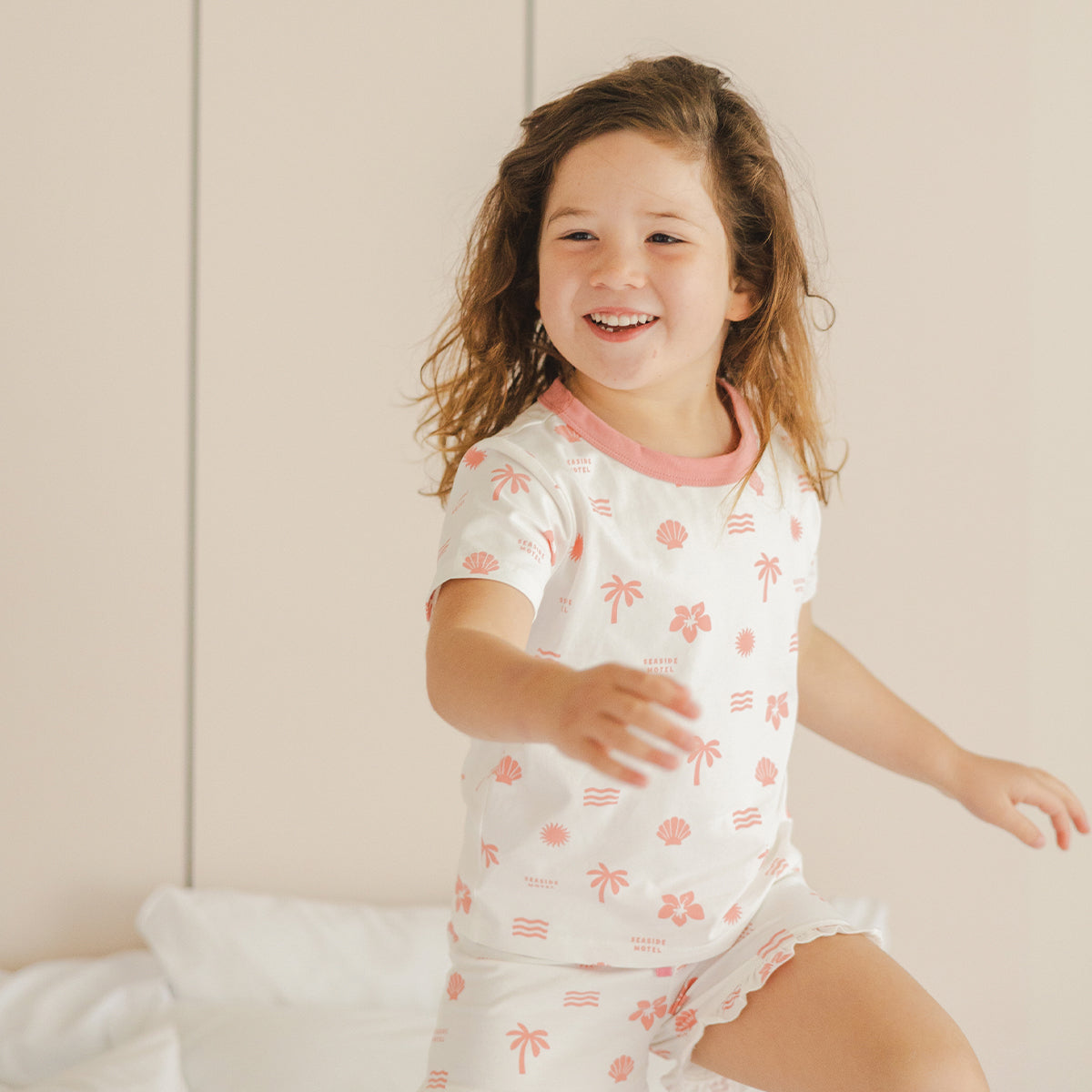 Crywolf - Short Sleeve Sleep Set - Pink Holiday