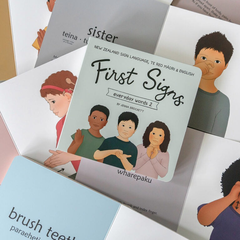 First Signs - Everyday Words 2 Book