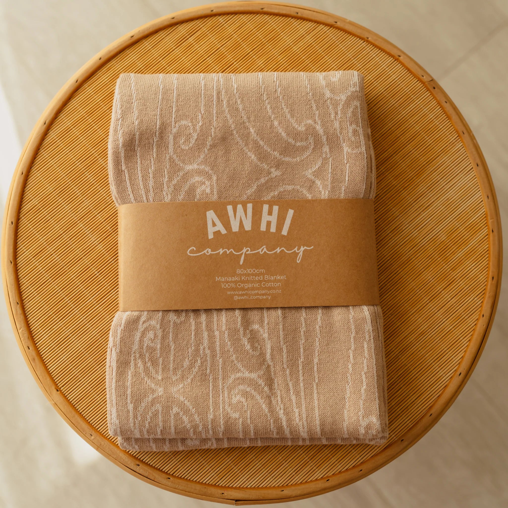 Awhi Company - Knitted Blanket - Manaaki Onepū