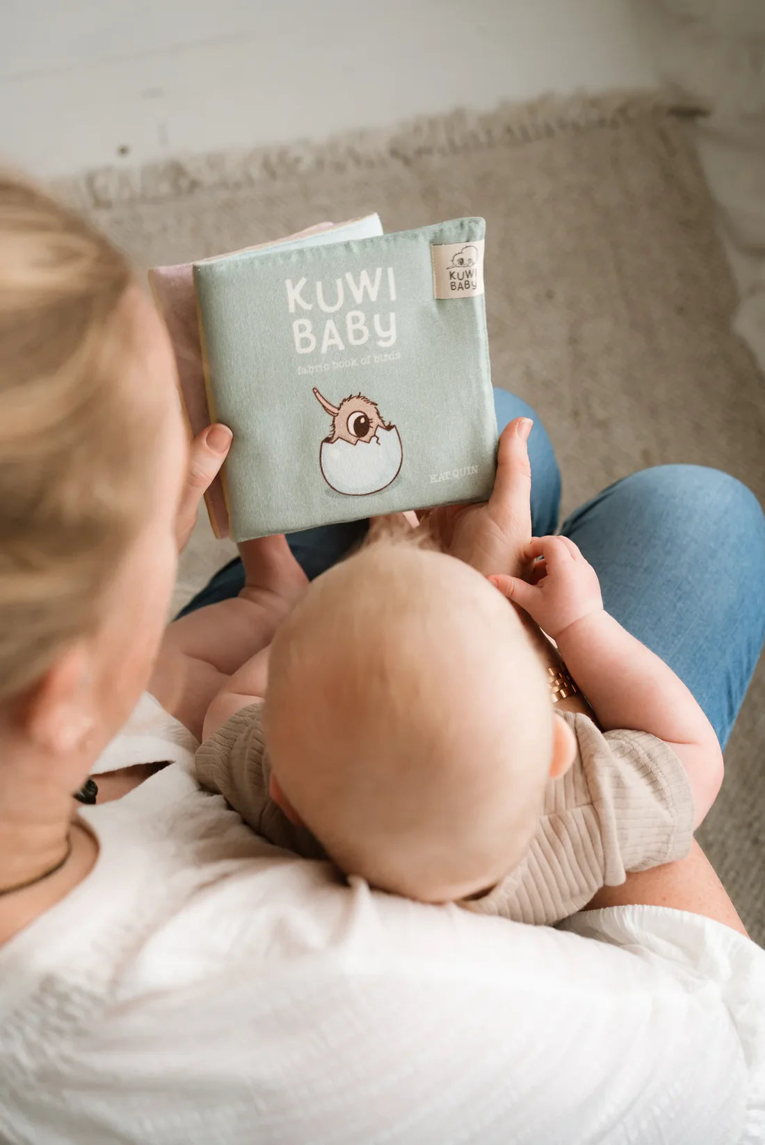 Kuwi Baby - Fabric Book of Birds