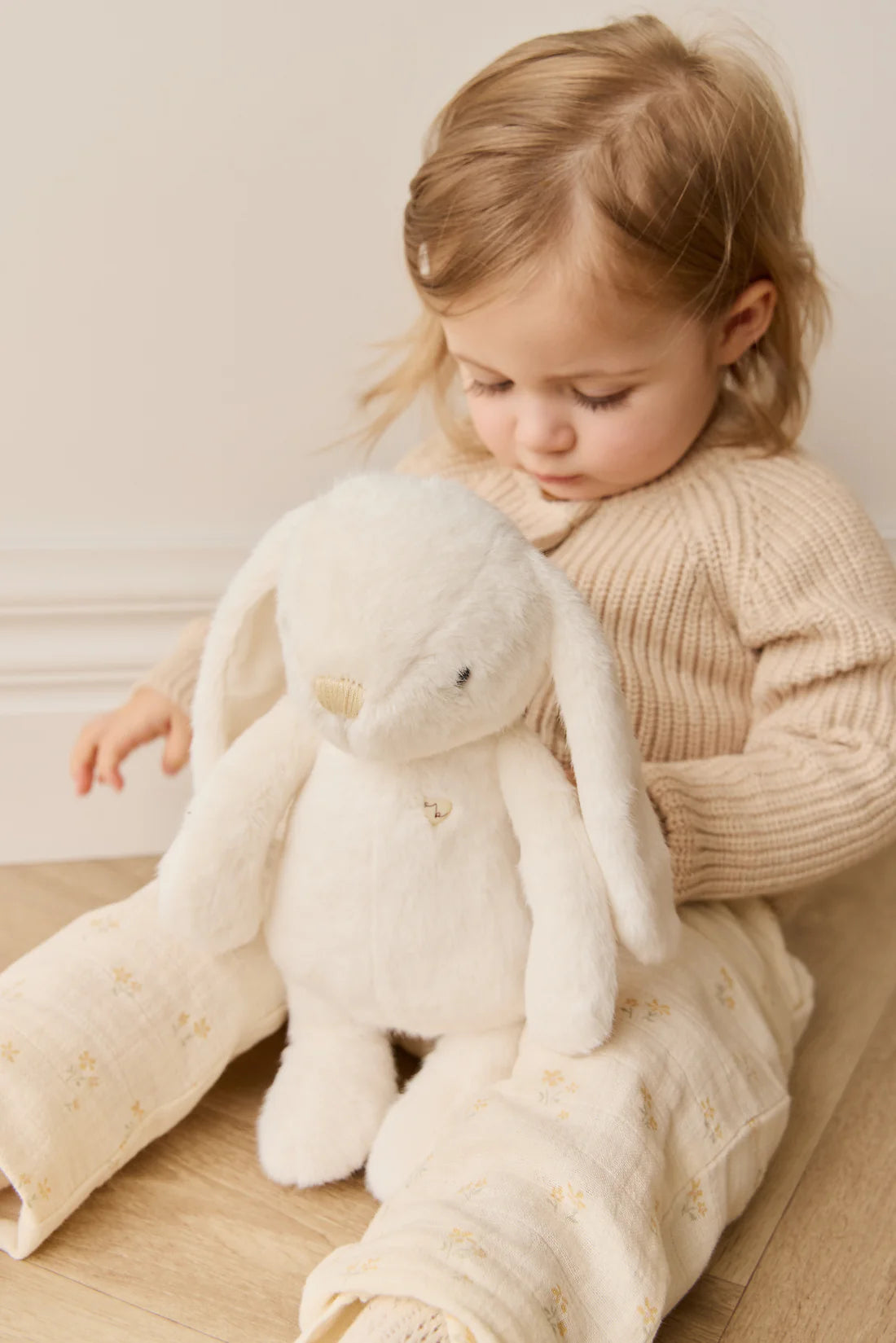 Snuggle Bunnies - Penelope - Marshmallow