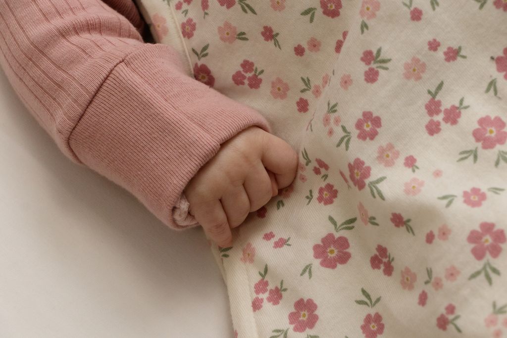 Woolbabe 3-Seasons Front Zip - Vintage Bloom - 3-24M