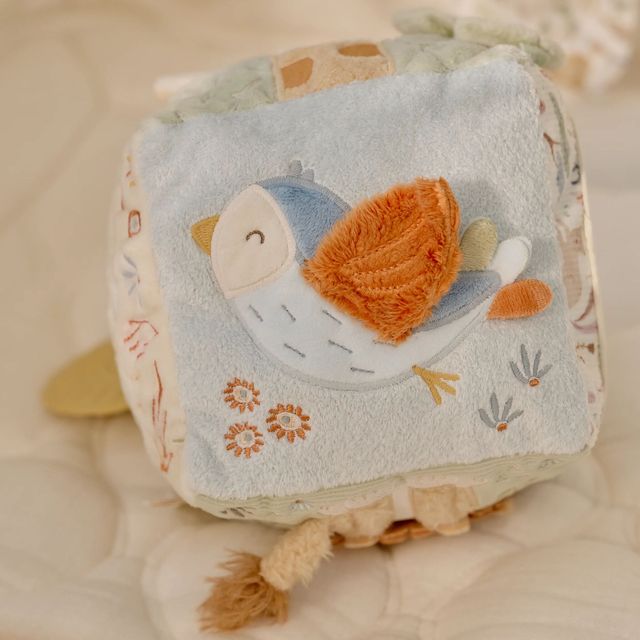 Safari Friends - Soft Activity Cube